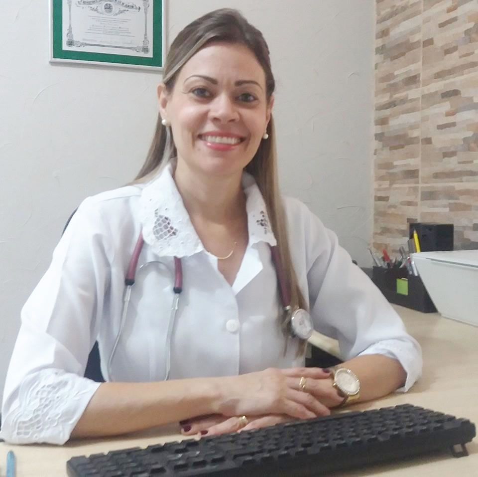 Dra Simone Liepkan Clínica Bicho Mania Clínica Bicho Mania